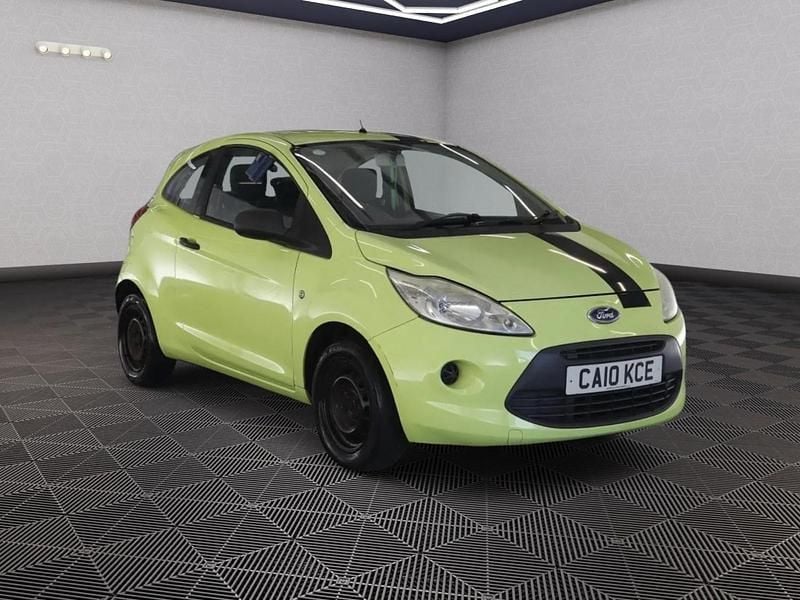Usado Ford Ka Studio 69 HP (50 kW) 2010 Verde Citadino