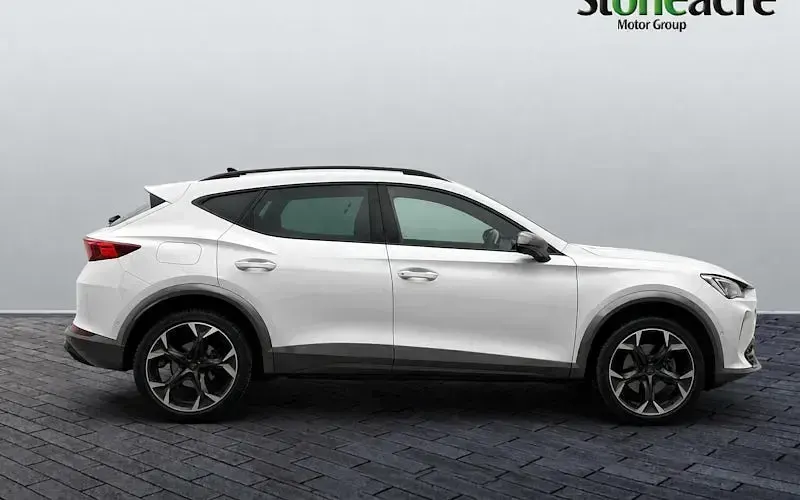Used Cupra Formentor 150 HP (110 kW) 2024 White SUV