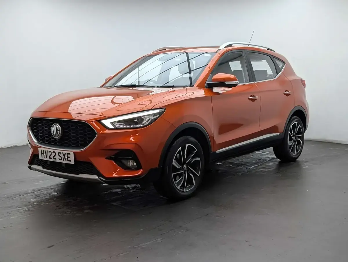 Used MG ZS Exclusive 111 HP (81 kW) 2022 Orange SUV
