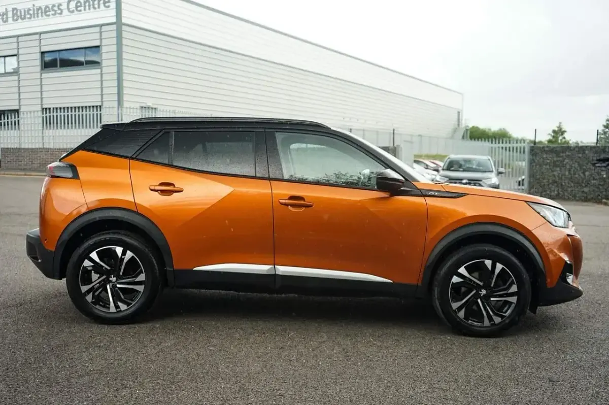Used Peugeot 2008 GTi 129 HP (94 kW) 2022 Orange SUV