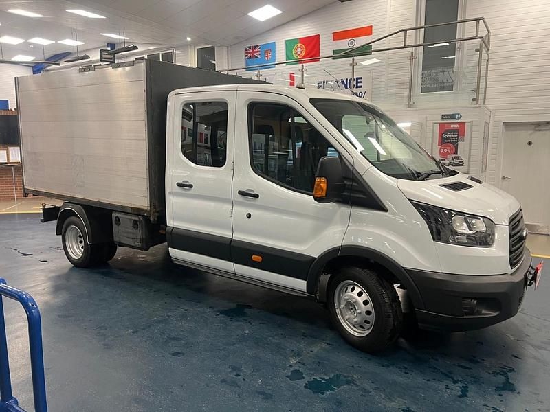 Usado Ford Transit 130 HP (95 kW) 2019 Branco Cabrios
