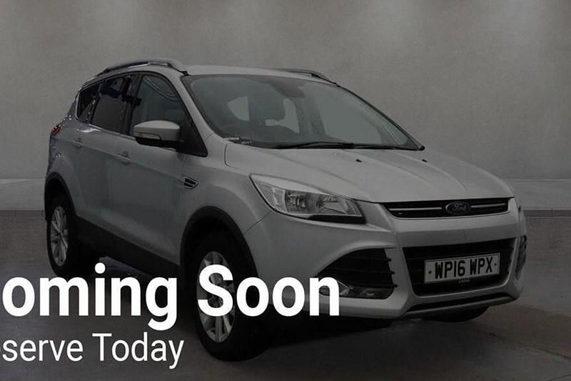 Used Ford Kuga Titanium 150 HP (110 kW) 2016 Silver SUV