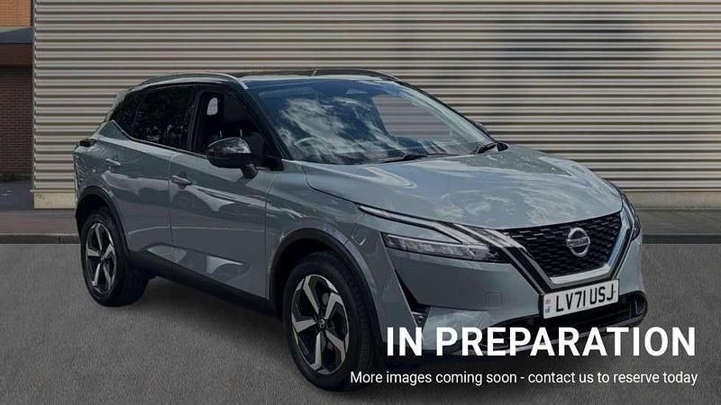 Grey Used 2021 Nissan Qashqai SUV | £20,076 (Fair price) - Image 1/4