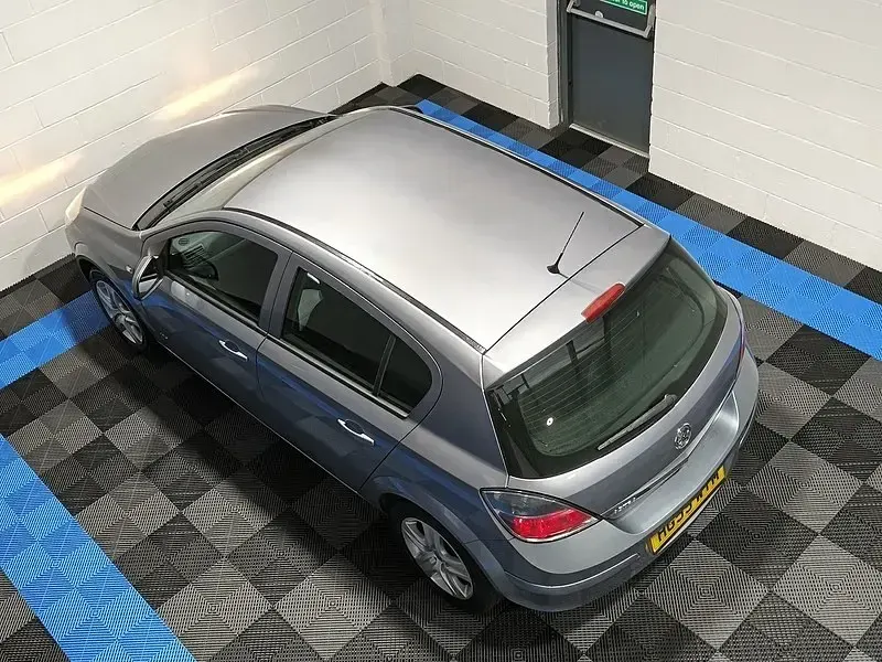 Gebraucht Vauxhall Astra Active 2010 Silber Kleinwagen