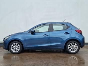 Begagnad Mazda 2 90 HK (66 kW) 2018 Blå Halvkombi