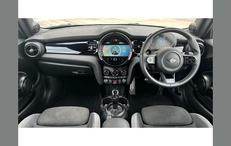 Used Mini Cooper S Cabriolet Sport 178 HP (130 kW) 2024 Yellow Cabriolet