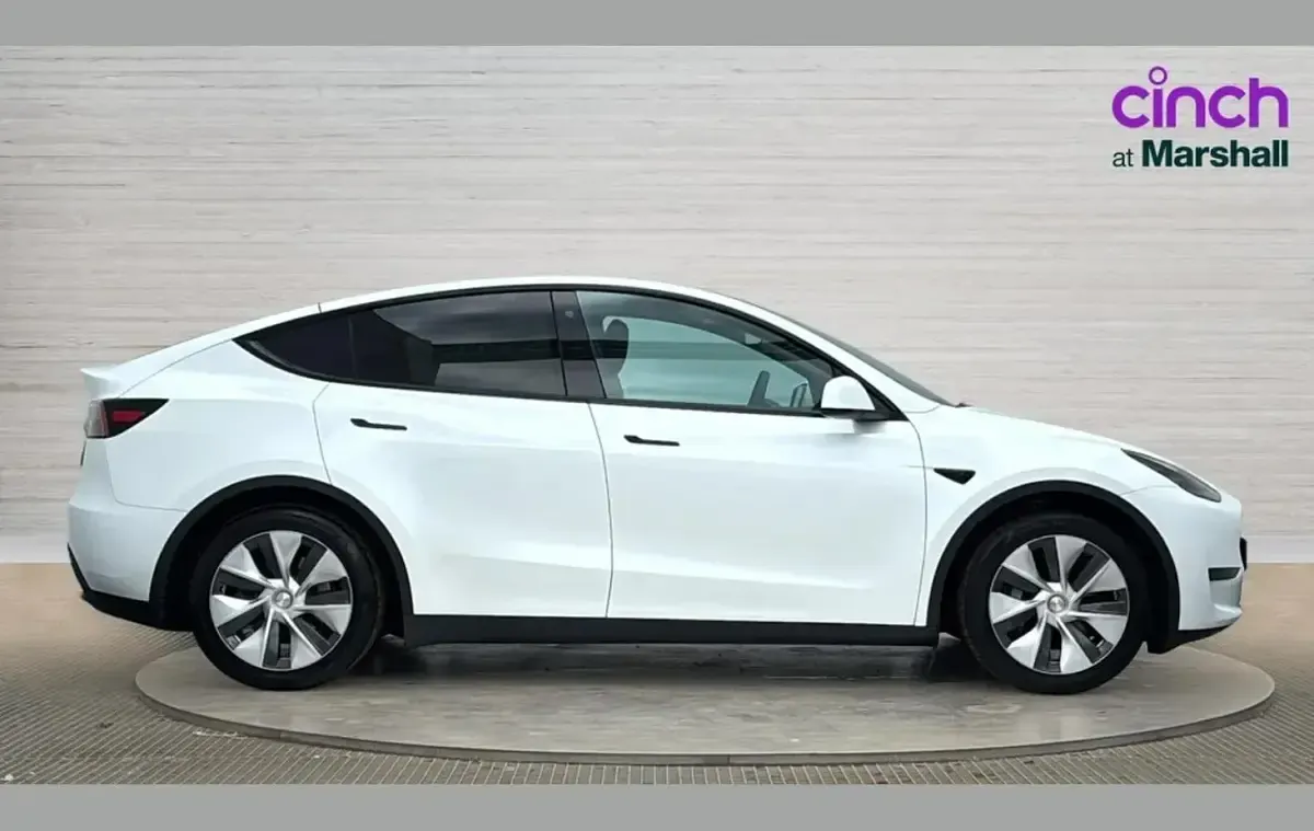 Used Tesla Model Y RWD 219 kW (299 HP) 2023 White SUV