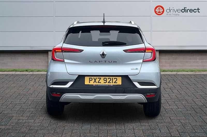 Used Renault Captur Version S 143 HP (105 kW) 2021 Grey/black SUV