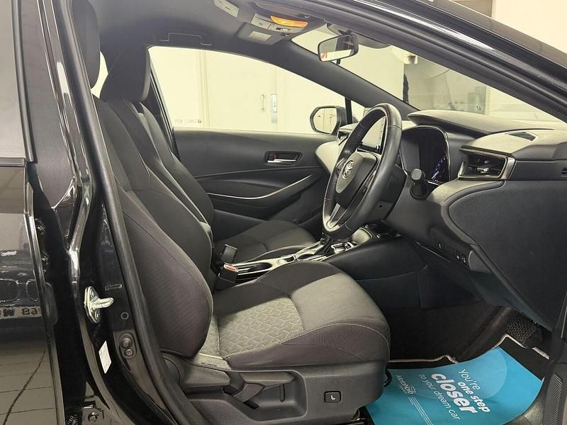 Usado Toyota Corolla 2023 Negro Familiar