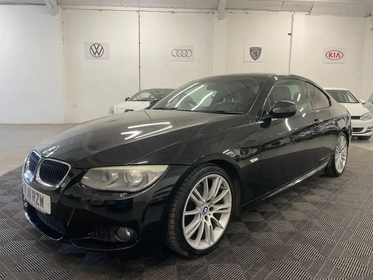Used BMW 320 M Sport 184 HP (135 kW) 2011 Black Coupe