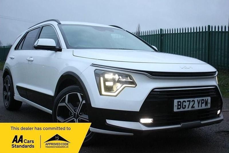 Used Kia Niro 139 HP (102 kW) 2022 White SUV