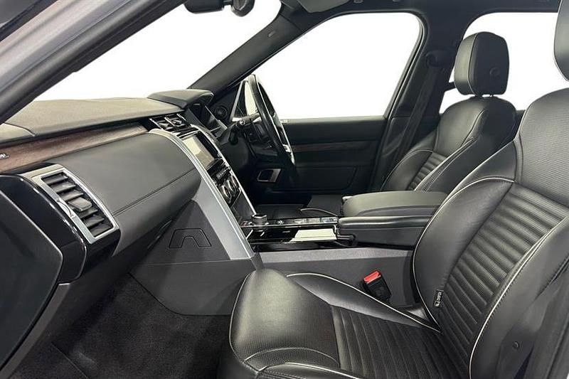 Used Land Rover Discovery 5 HSE 306 HP (225 kW) 2020 Silver SUV