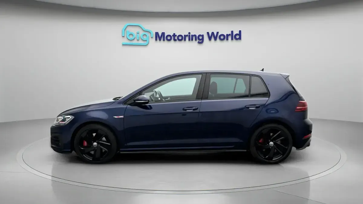 Used VW Golf VII GTI 245 HP (180 kW) 2019 Blue Hatchback