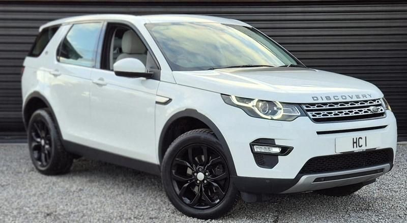 White Used 2017 Land Rover Discovery Sport HSE SUV | £14,990 (Fair price) - Image 1/4