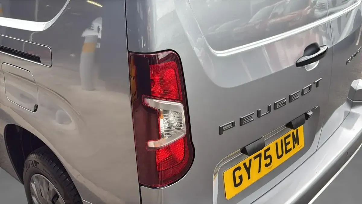 Used Peugeot Partner 129 HP (94 kW) 2025 Grey MPV