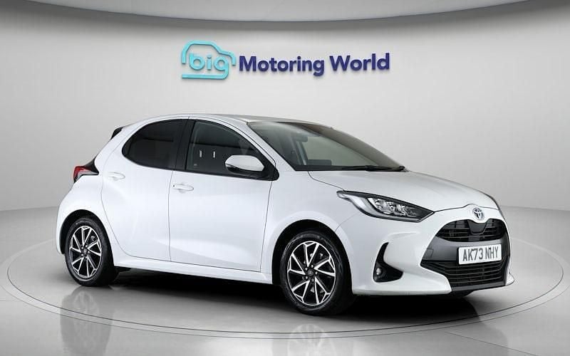 Used Toyota Yaris Hybrid Design 116 HP (85 kW) 2026 Hatchback