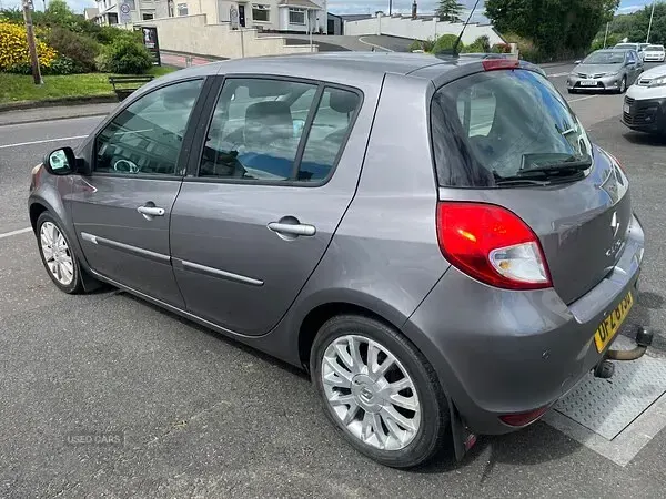 Used Renault Clio Dynamique 2011 Grey Hatchback