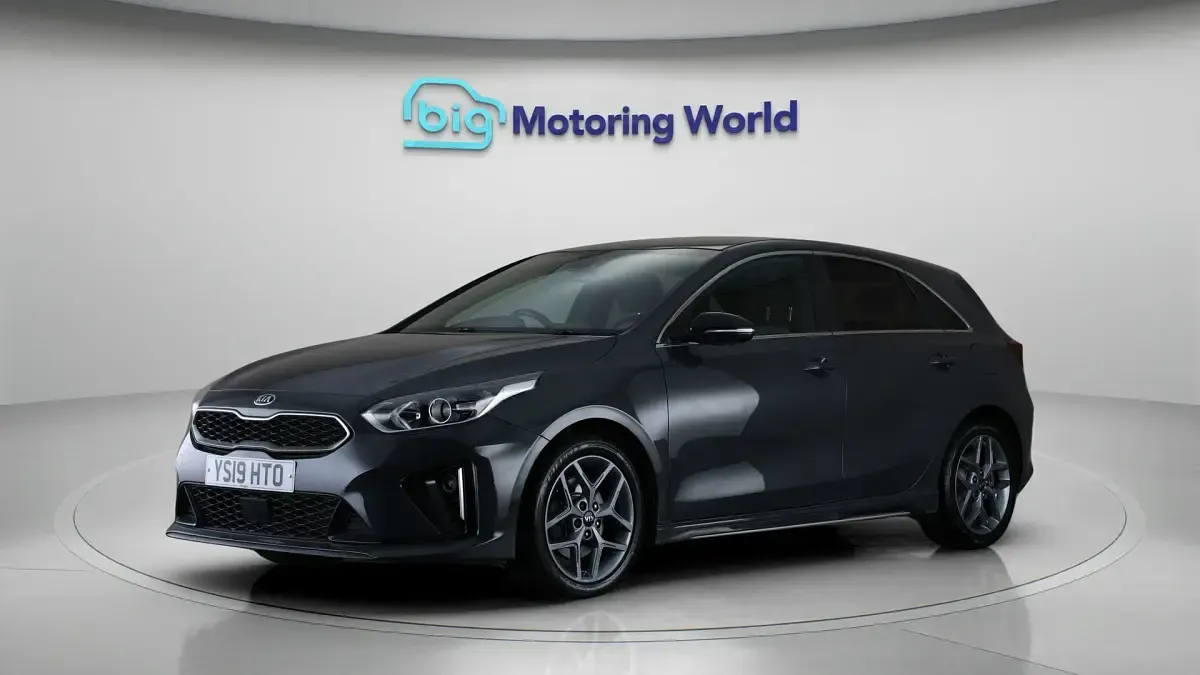 Used Kia Ceed GT-Line 118 HP (86 kW) 2019 Grey Hatchback