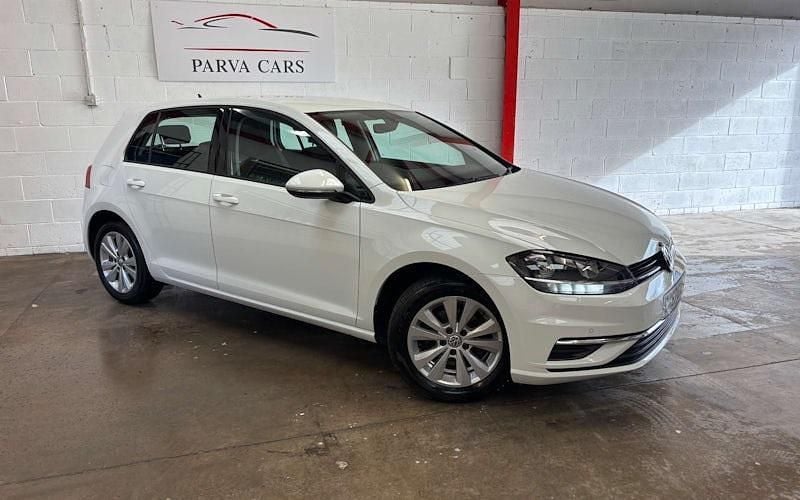 Used VW Golf VII SE 125 HP (91 kW) 2017 White Hatchback