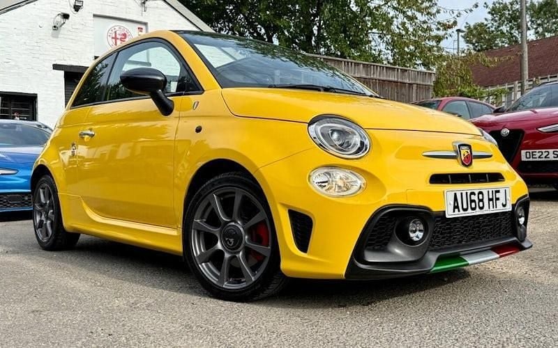 Used 2019 Abarth 595C Cabriolet | £11,995 (Super price) - Image 1/4