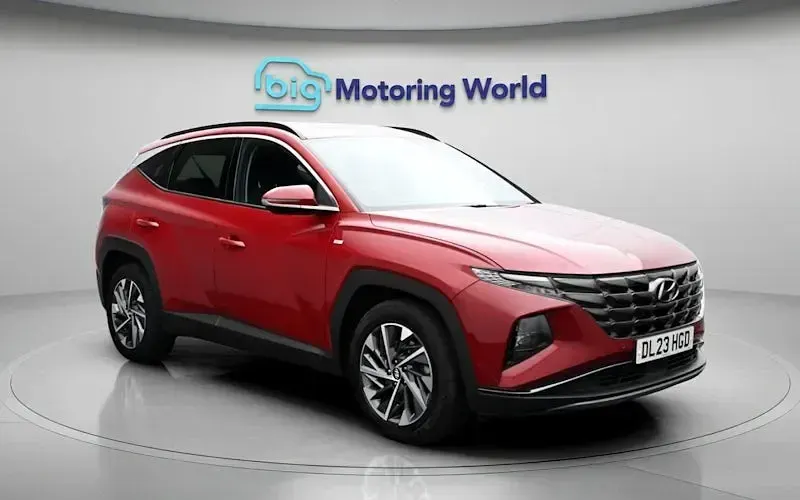 Usado Hyundai Tucson Premium 180 HP (132 kW) 2023 Vermelho SUV