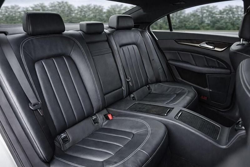 Used Mercedes CLS350 AMG 265 HP (194 kW) 2014 Silver Coupe