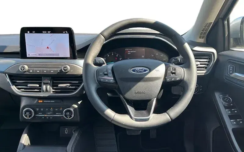 Used Ford Focus Active X 150 HP (110 kW) 2019 Silver Estate