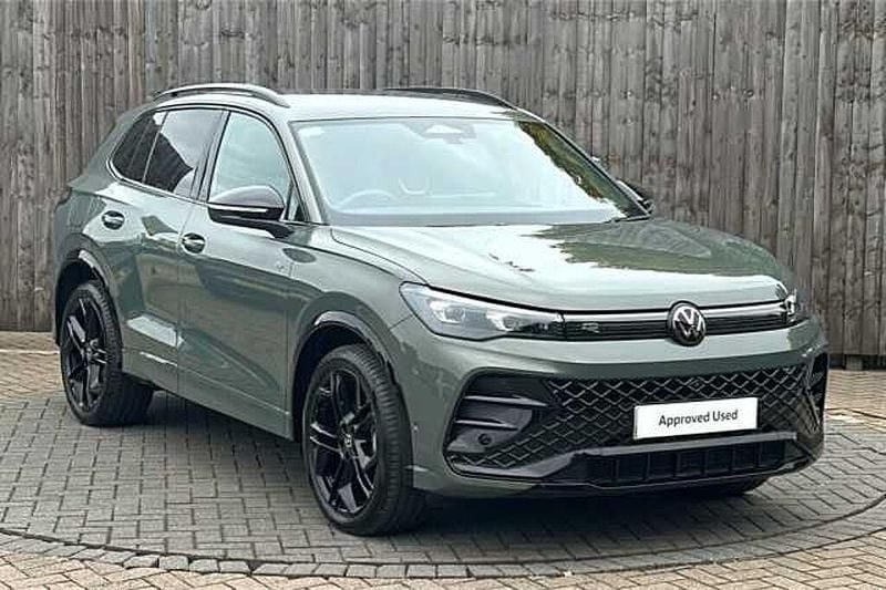 Used 2025 VW Tiguan SUV | £36,299 (Expensive) - Image 1/4
