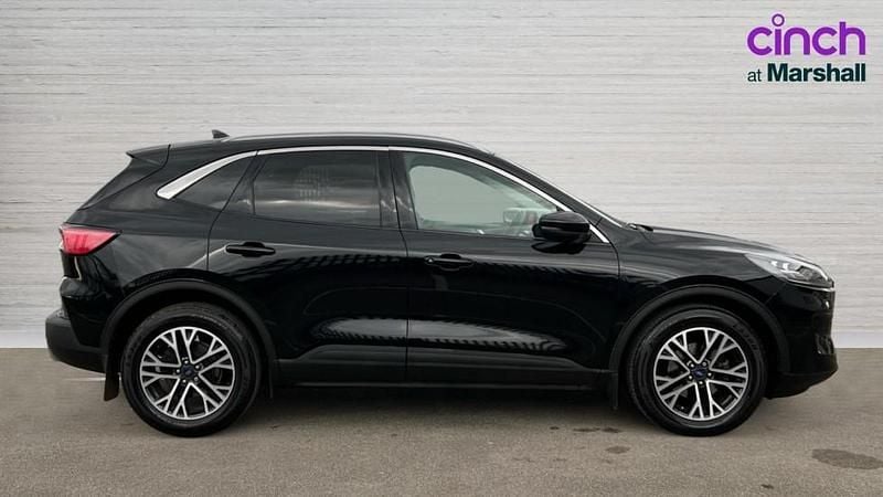 Used Ford Kuga Titanium 120 HP (88 kW) 2021 Black SUV