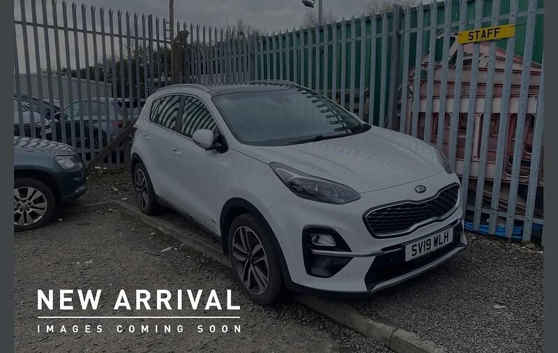 Used Kia Sportage 174 HP (127 kW) 2019 White SUV