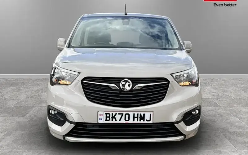 Używany Vauxhall Combo 131 KM (96 kW) 2020 Minivan