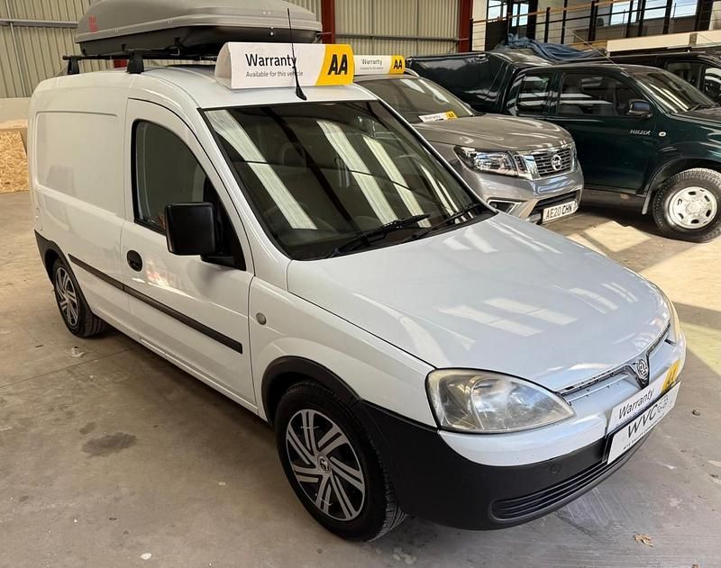 White Used 2009 Vauxhall Combo Van | £3,995 - Image 1/4