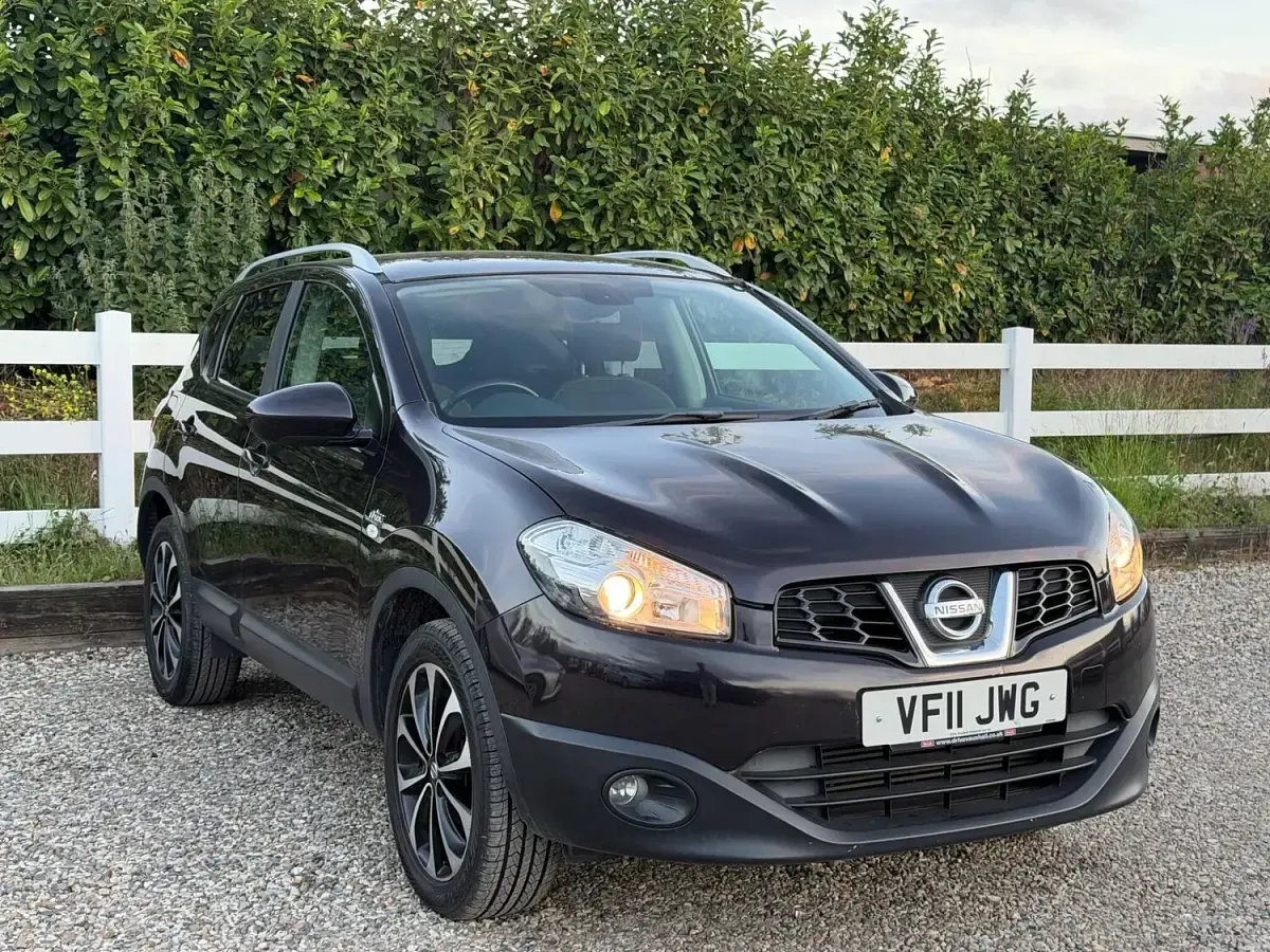 Used Nissan Qashqai N-TEC 110 HP (80 kW) 2011 Black SUV