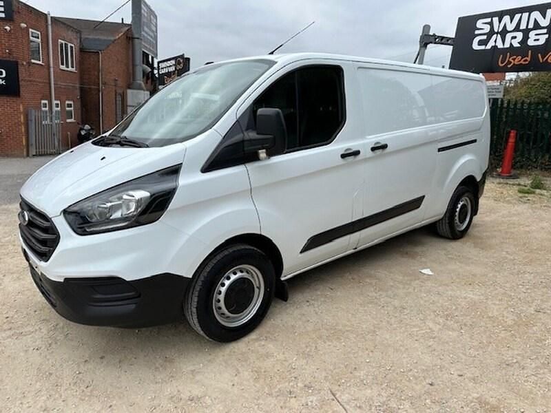 Used Ford Transit Custom 105 HP (77 kW) 2022 White Van