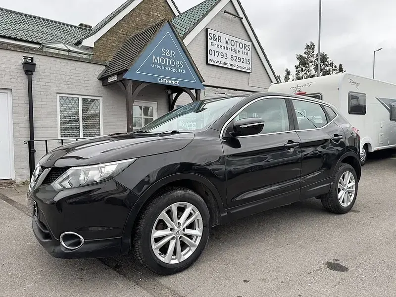 Używany Nissan Qashqai Acenta 2014 Czarny SUV