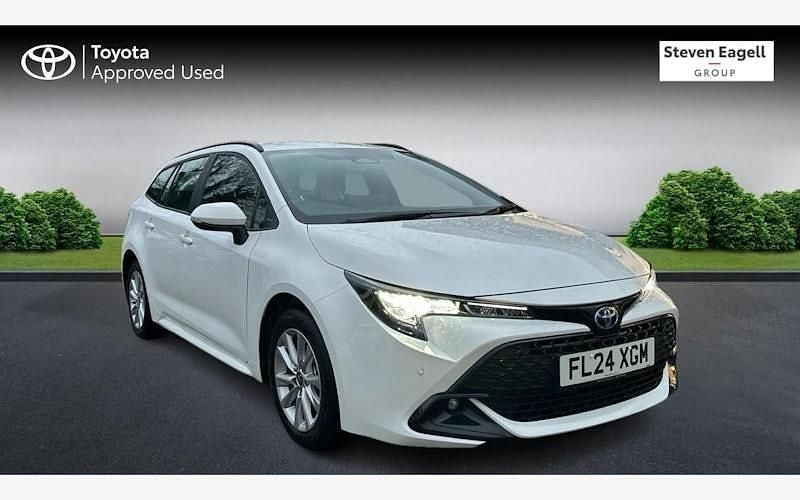 Used 2025 Toyota Corolla Estate | £25,710 - Image 1/3
