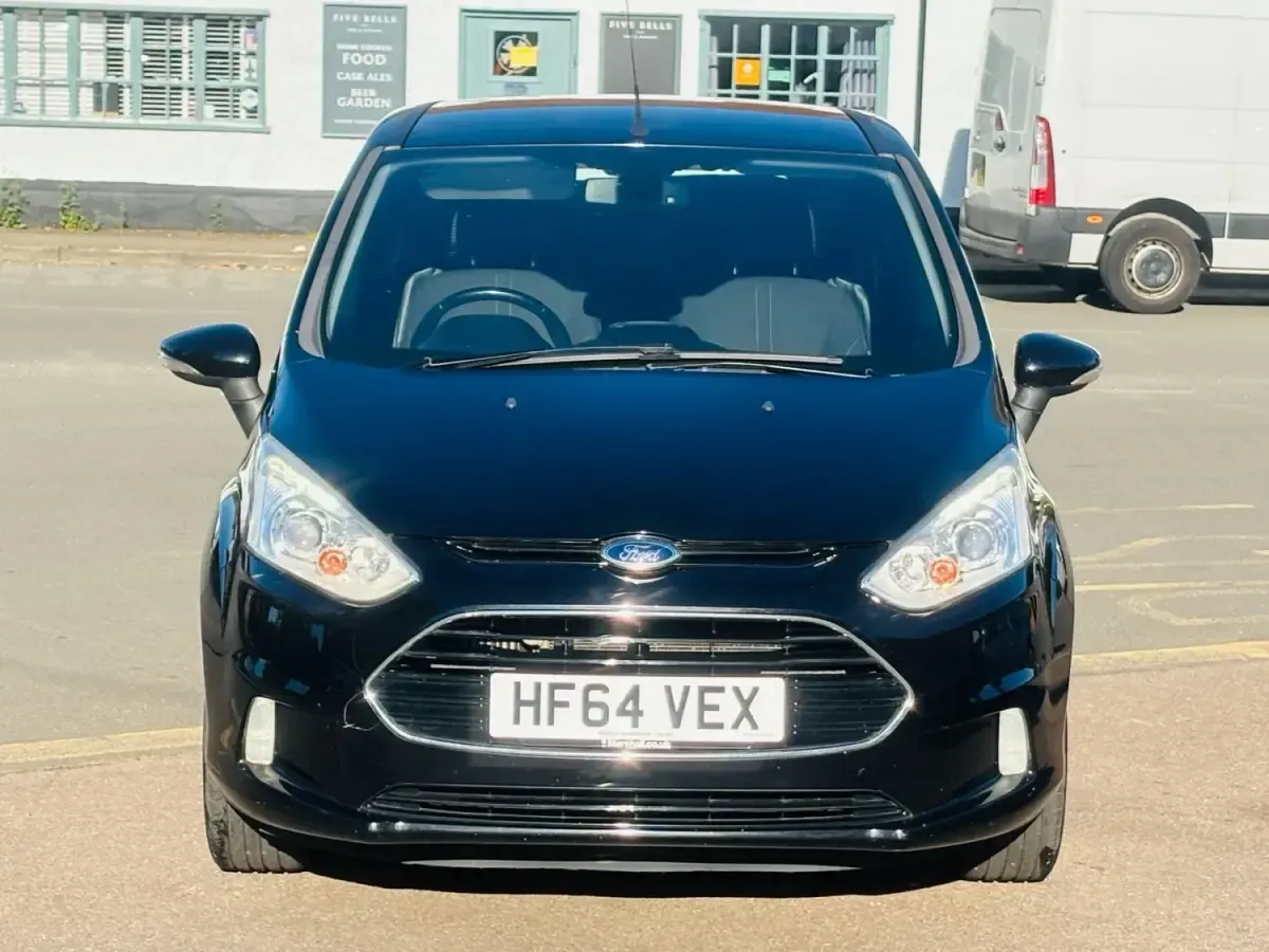 Usado Ford B-MAX Titanium 120 HP (88 kW) 2014 Preto Monovolume