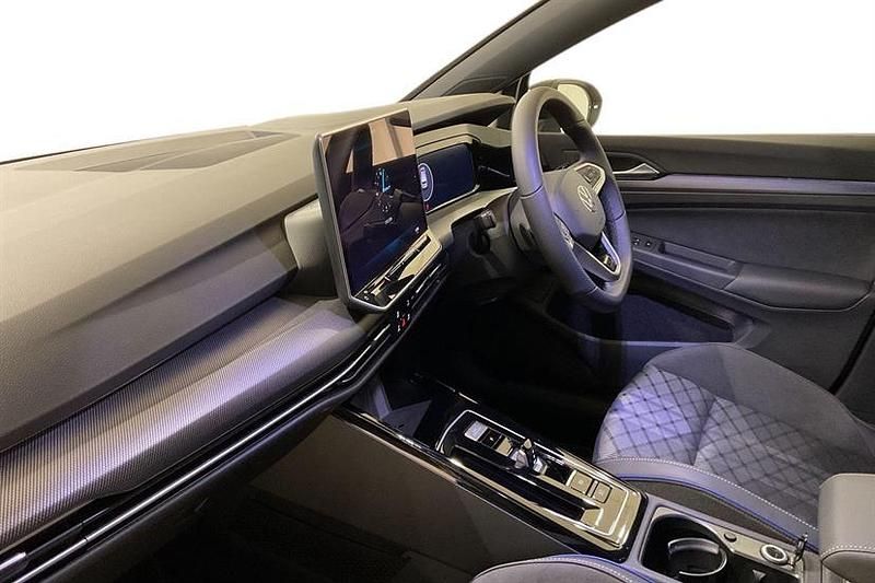 Used VW Golf VIII R-line 150 HP (110 kW) 2025 Moonstone grey Hatchback