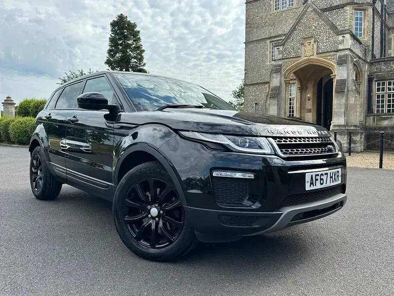 Used Land Rover Range Rover evoque SE 180 HP (132 kW) 2017 Black Estate