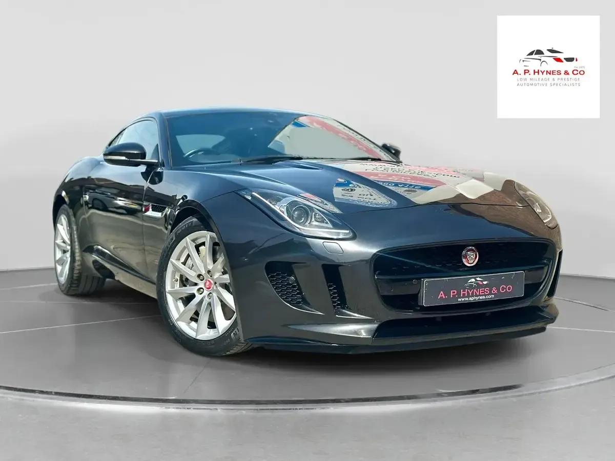 Used Jaguar F-Type Supercharged 340 HP (250 kW) 2015 Coupe