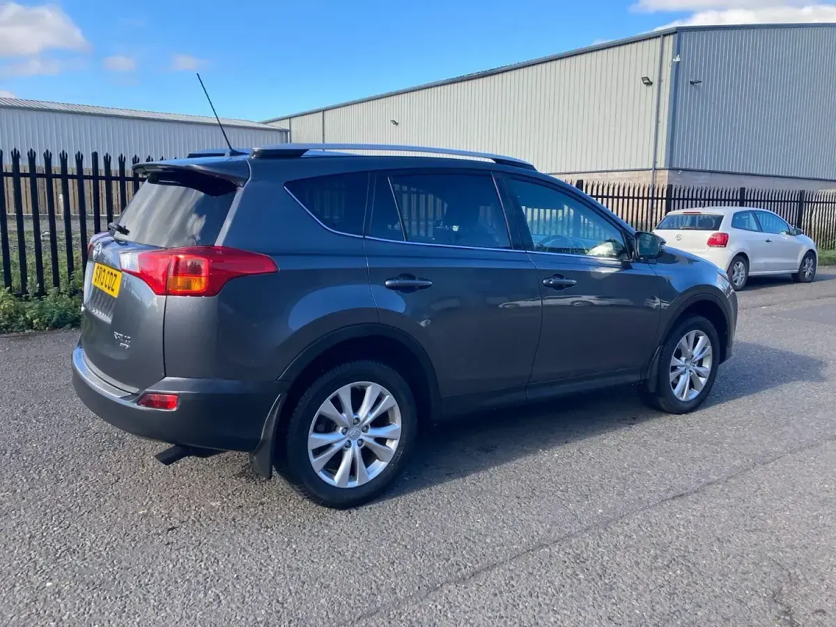 Begagnad Toyota RAV4 150 HK (110 kW) 2013 Grå SUV