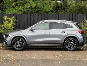 New Mercedes GLA200 Executive 150 HP (110 kW) 2025 Grey SUV
