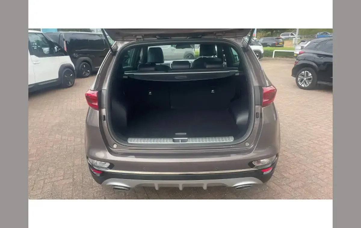 Used Kia Sportage GT-Line 177 HP (130 kW) 2021 Brown SUV