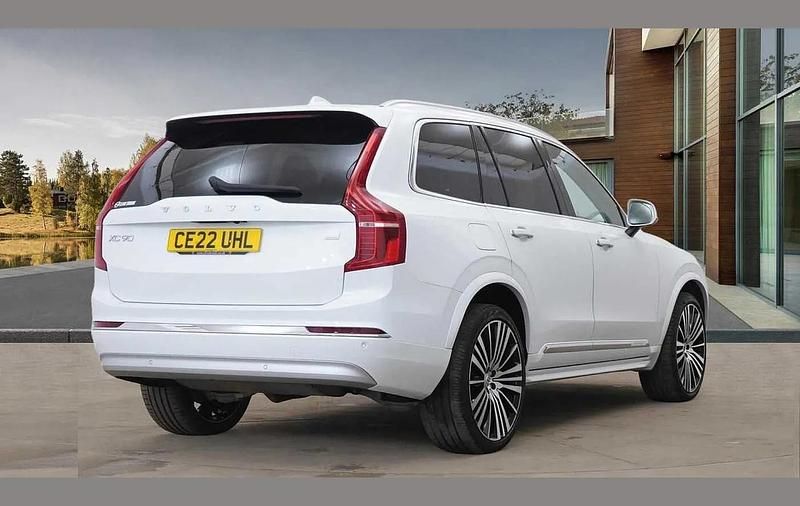 Used Volvo XC90 Inscription 449 HP (330 kW) 2022 White SUV