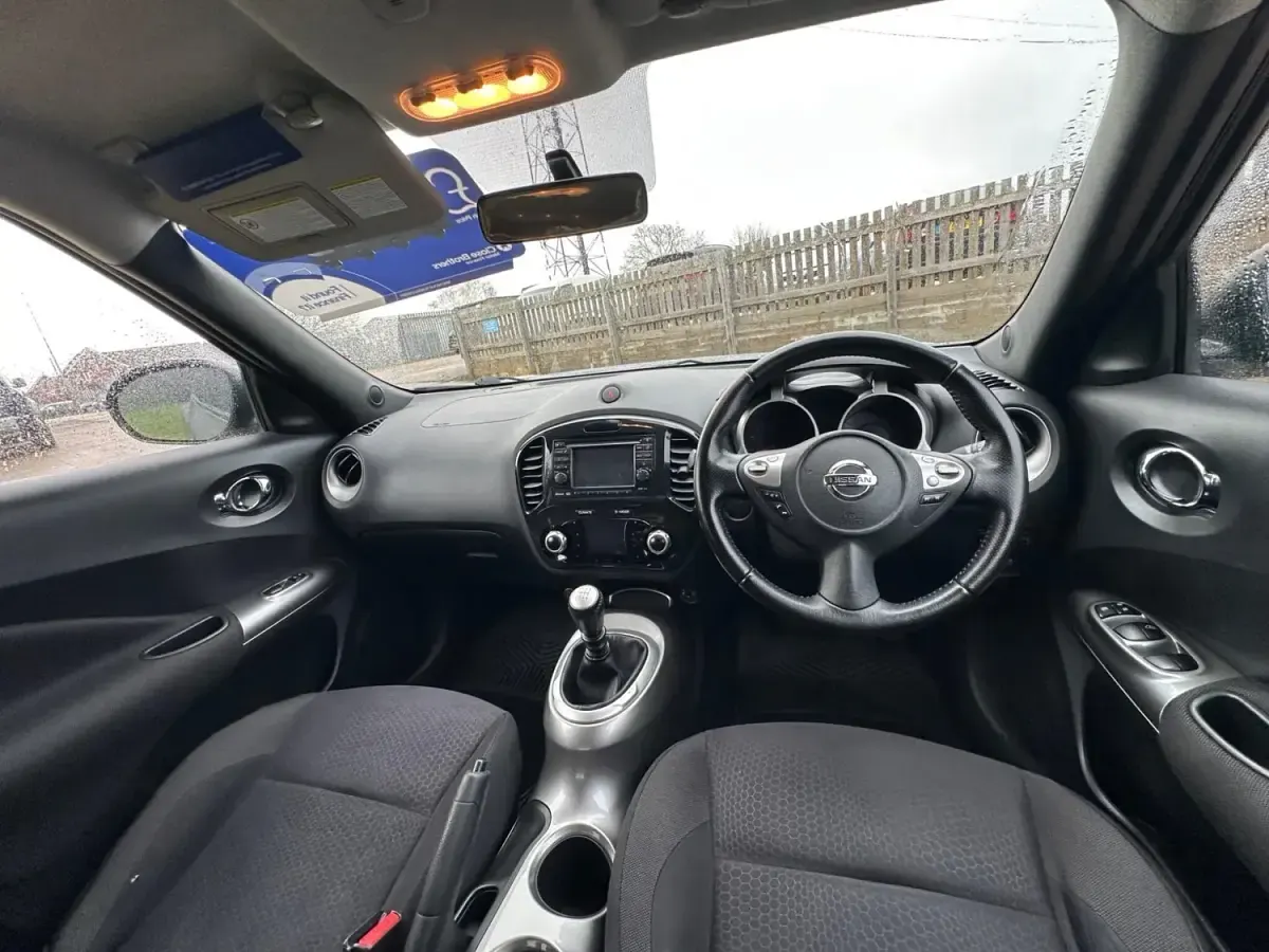Gebraucht Nissan Juke Acenta 110 PS (80 kW) 2012 Grau SUV