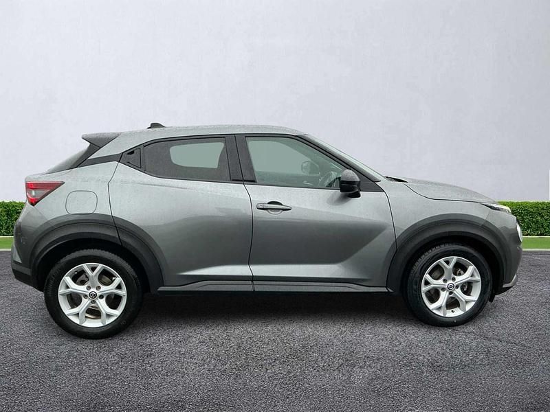 Used Nissan Juke N-Connecta 2022 Grey SUV