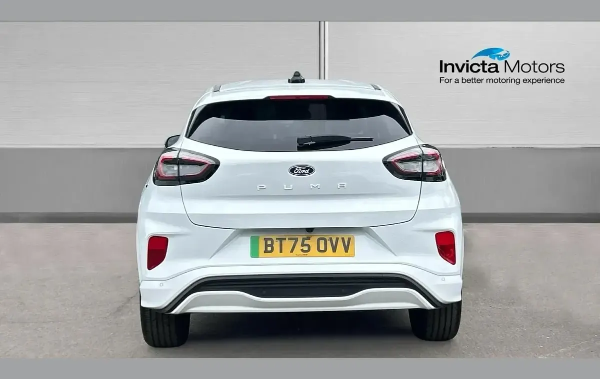 Begagnad Ford Puma Gen-E Select 122 kW (167 HK) 2025 Vit SUV