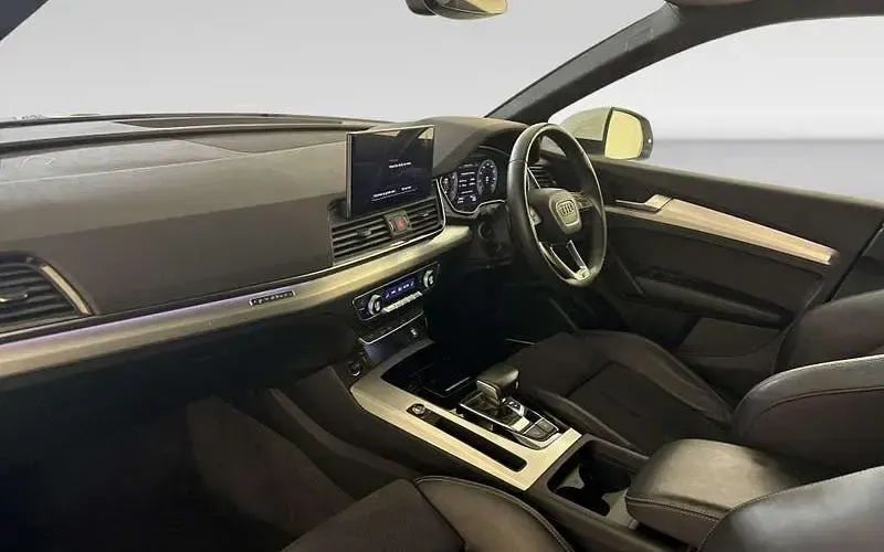 Used Audi Q5 S-Line 265 HP (194 kW) 2021 White SUV