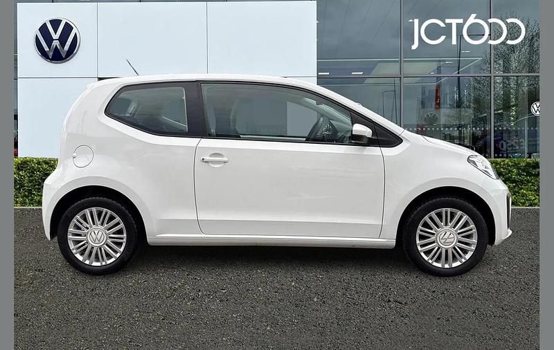 Usado VW up! 65 HP (47 kW) 2022 Branco Citadino