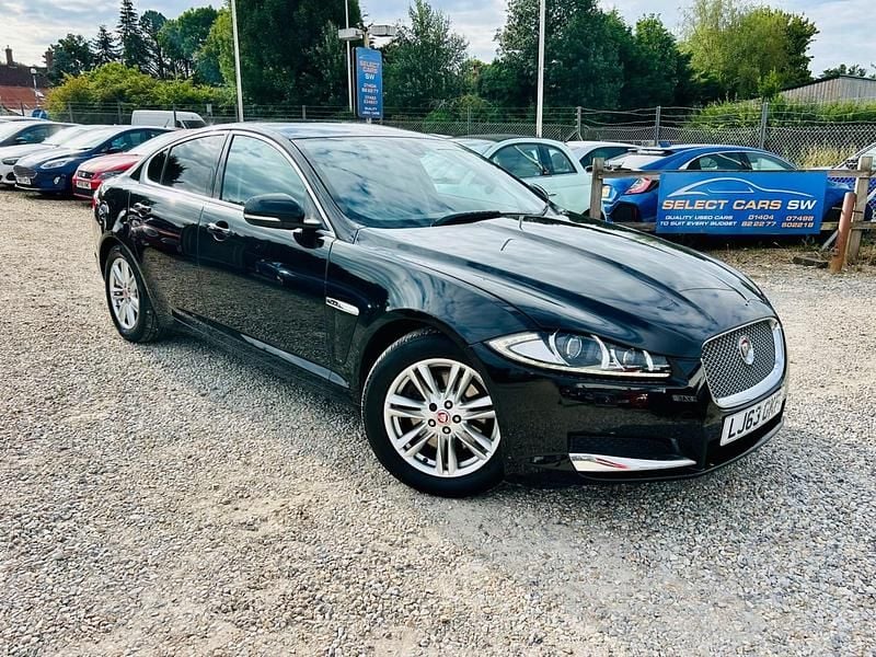 Black Used 2013 Jaguar XF Luxury Sedan | £5,495 (Fair price) - Image 1/4